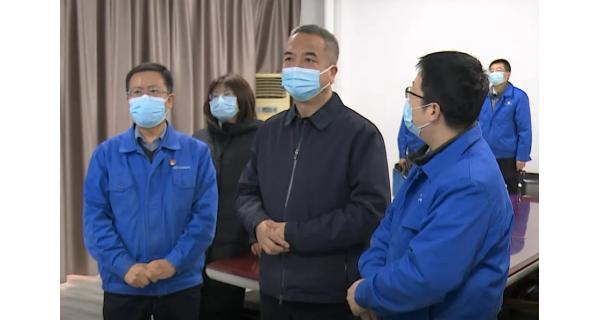 宝鸡市市长杨广亭来长岭电气纺电公司调研时强调：激发创新活力 推动转型升级